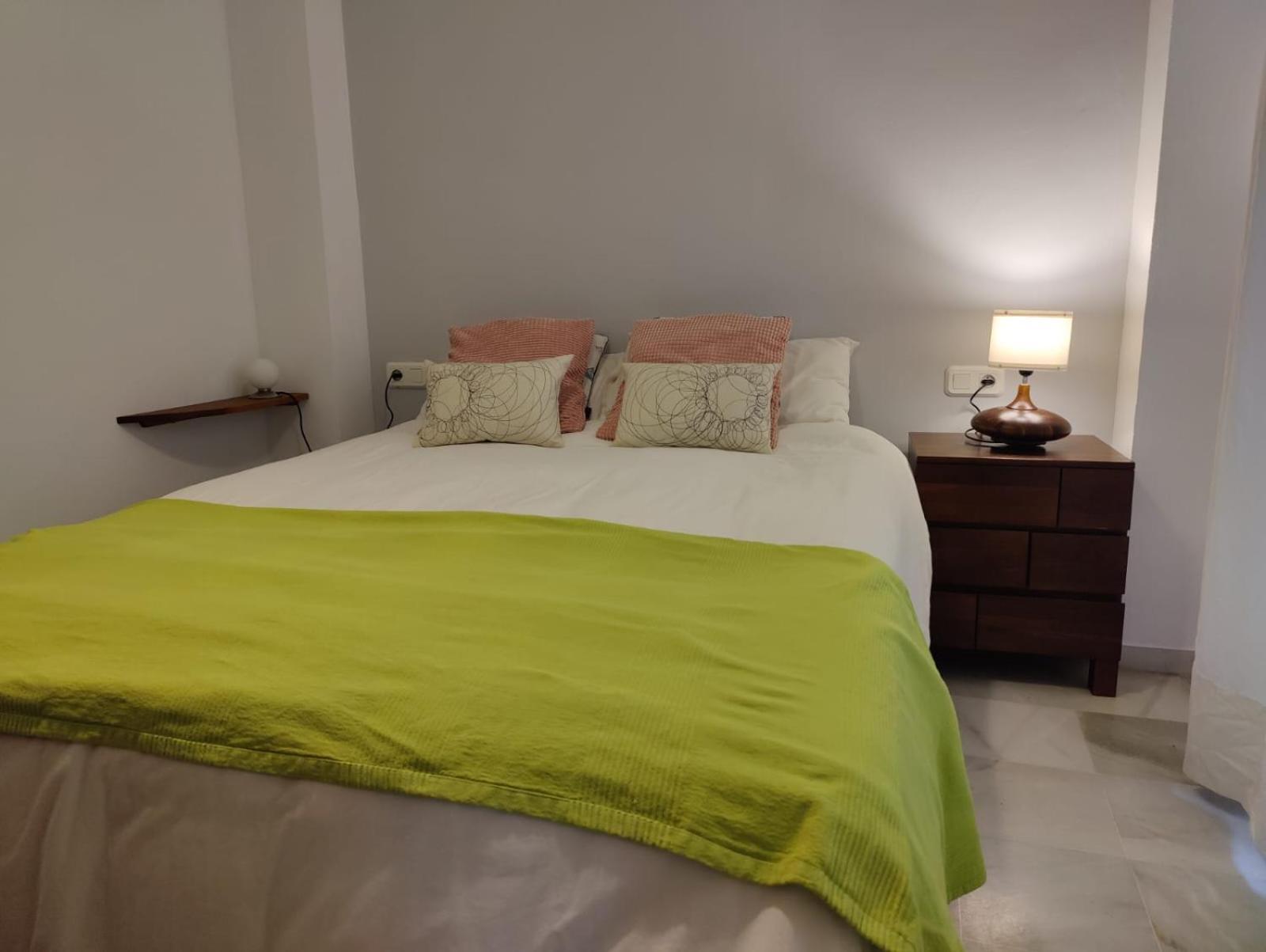 Luminoso Apartamento Exterior Con Balcon Y Patio En Centro Historico Feria-Alameda セビリア エクステリア 写真